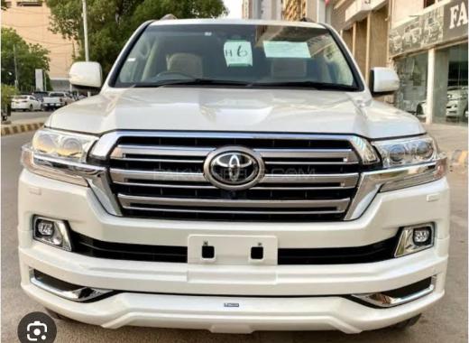 Toyota Land Cruiser V8 2020
