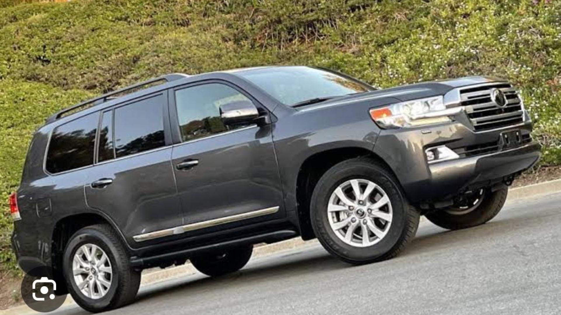 Toyota Land Cruiser V8 2020