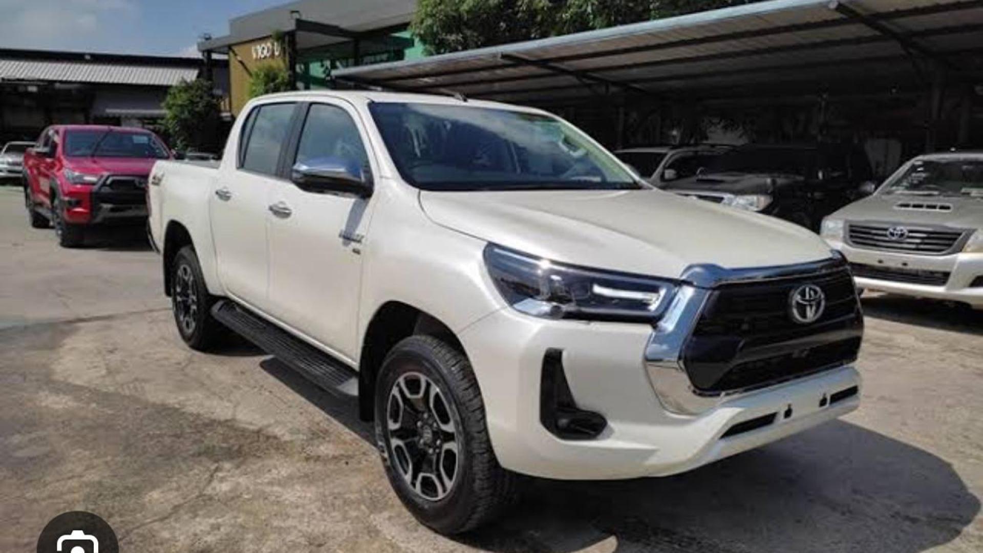 Toyota Revo 2020-2021